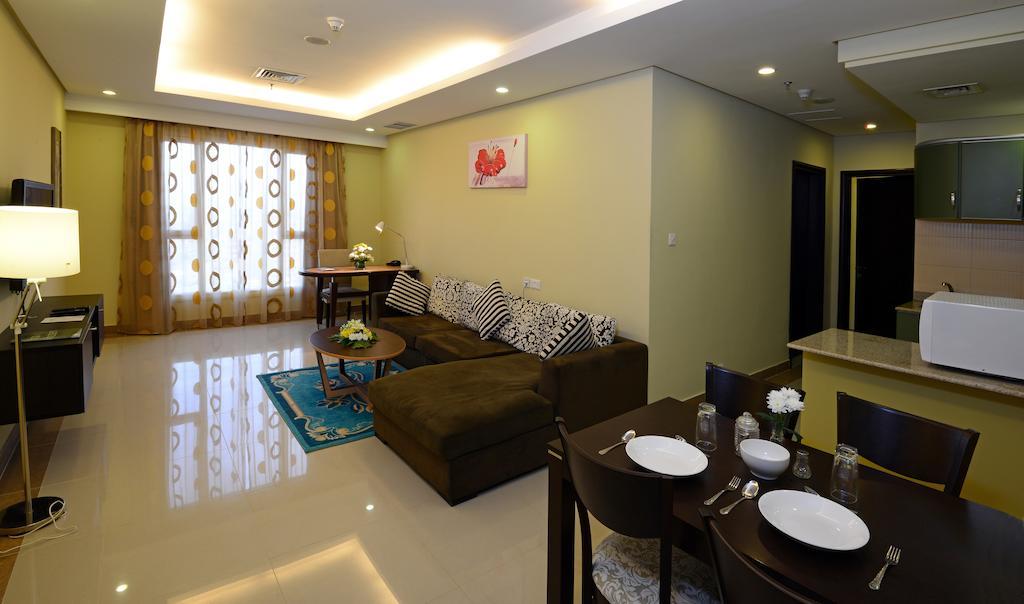 The Venue Resident (Adults Only) Aparthotel Kuwait City Exteriör bild