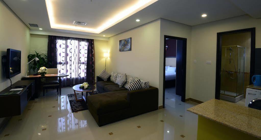 The Venue Resident (Adults Only) Aparthotel Kuwait City Exteriör bild